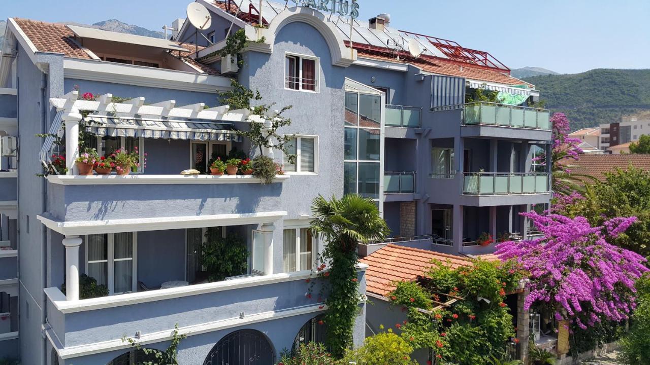 Aquarius Daire Budva